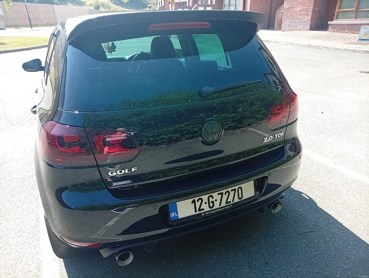 Volkswagen Golf 2012 - Image 2