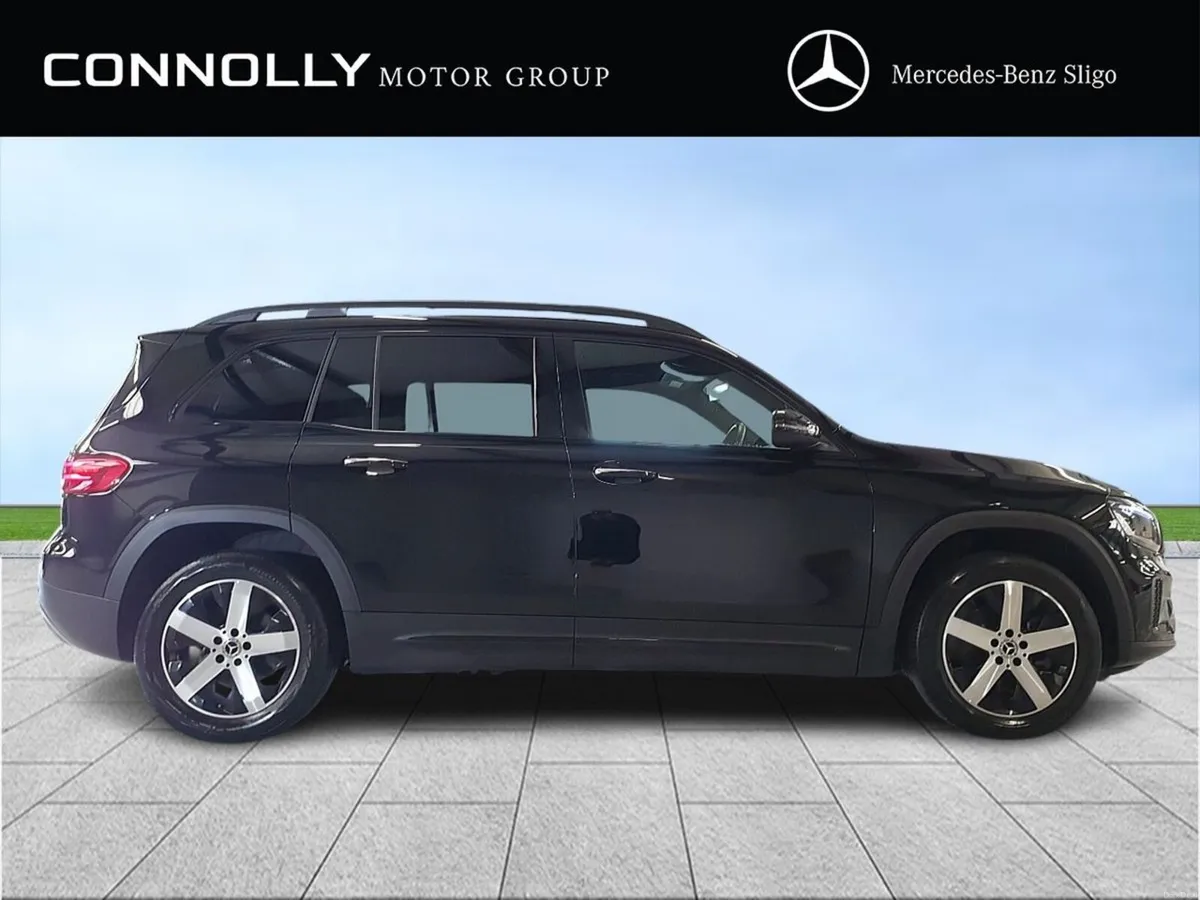 Mercedes-Benz GLB 200 Diesel Progressive   - Night - Image 3