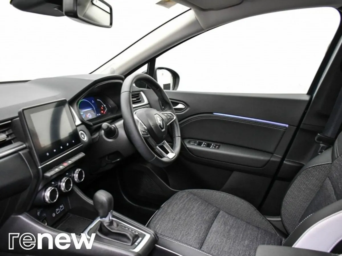 Renault Captur E-TECH Hybrid 145 Auto Techno - Image 5