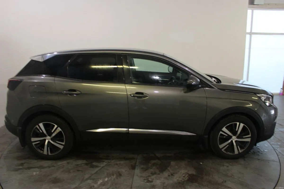 Peugeot 3008 1.6 BlueHDi 120bhp S&S Allure - TENDE - Image 4