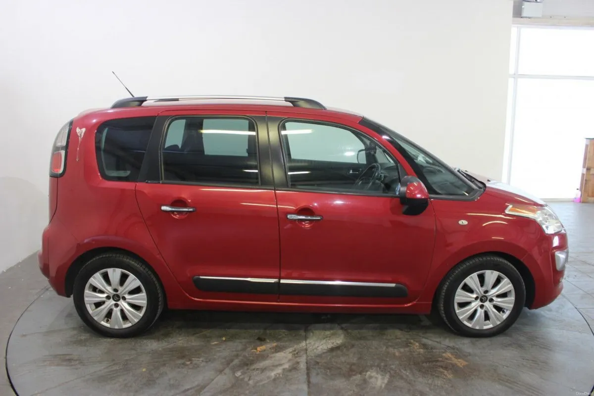 Citroen C3 Picasso 1.6 HDi 16V 90hp EXCLUSIVE - TE - Image 3