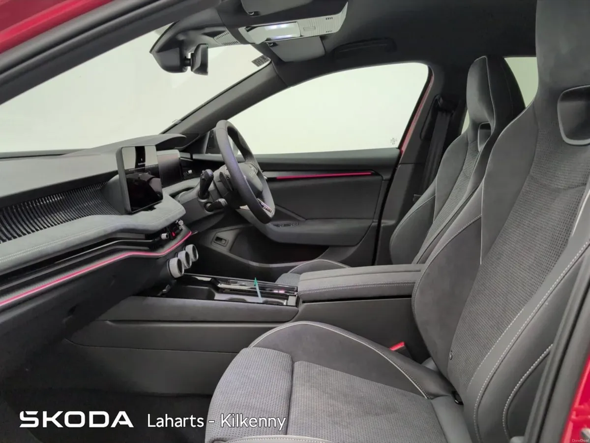 Skoda Superb HUGE SAVING FROM NEW - EX DEMO - SPOR - Image 4