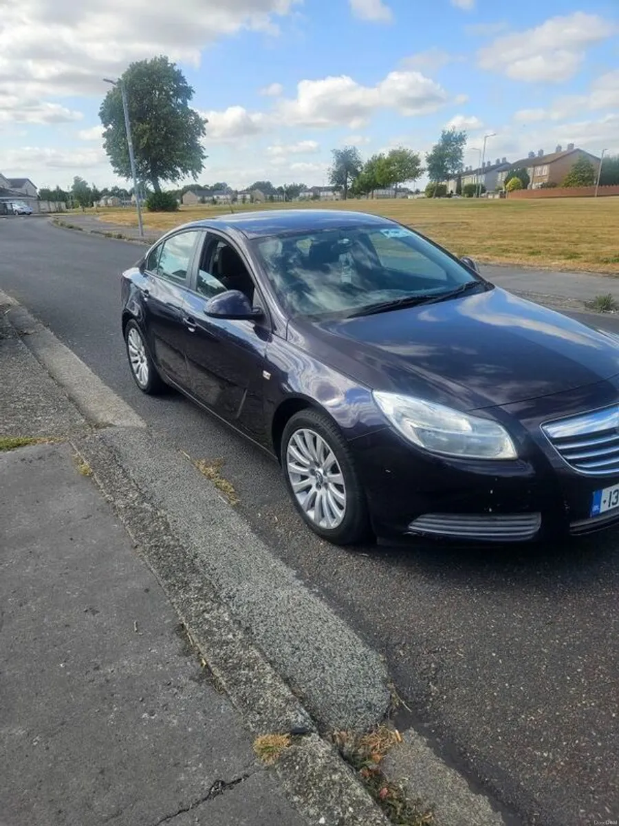 2013 Insignia new nct - Image 1