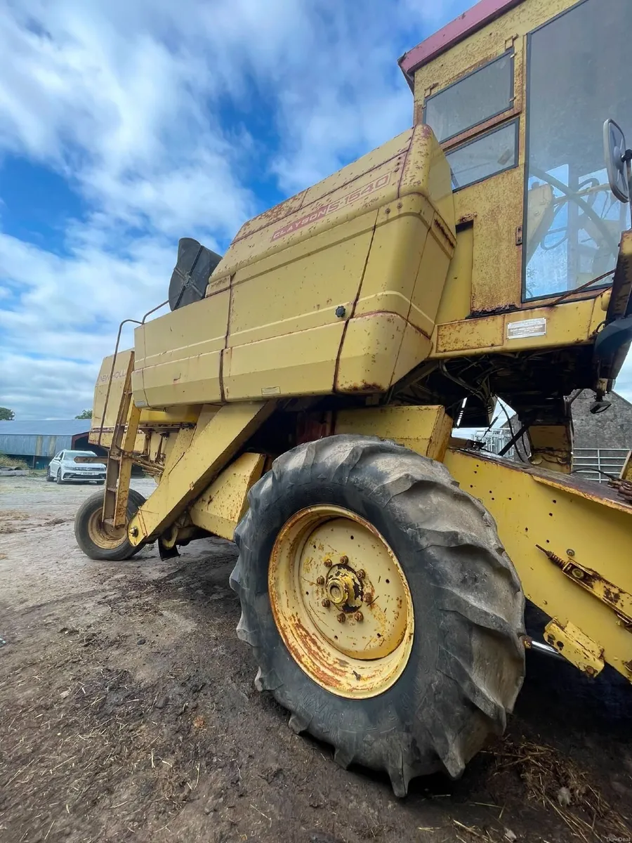 New holland S-1540 combine - Image 4