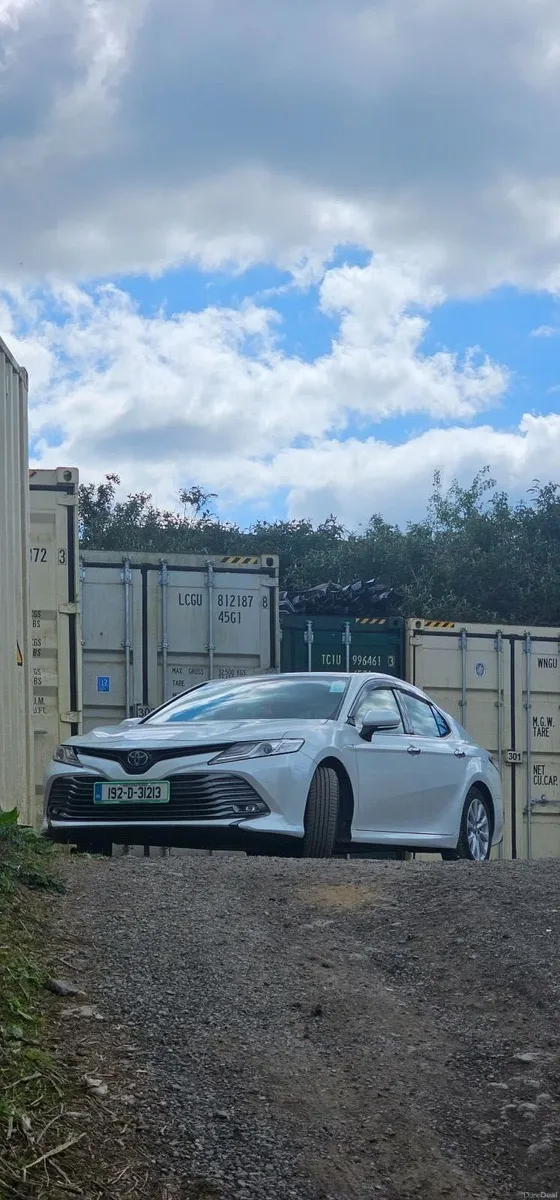 Toyota Camry 2019 - Image 1