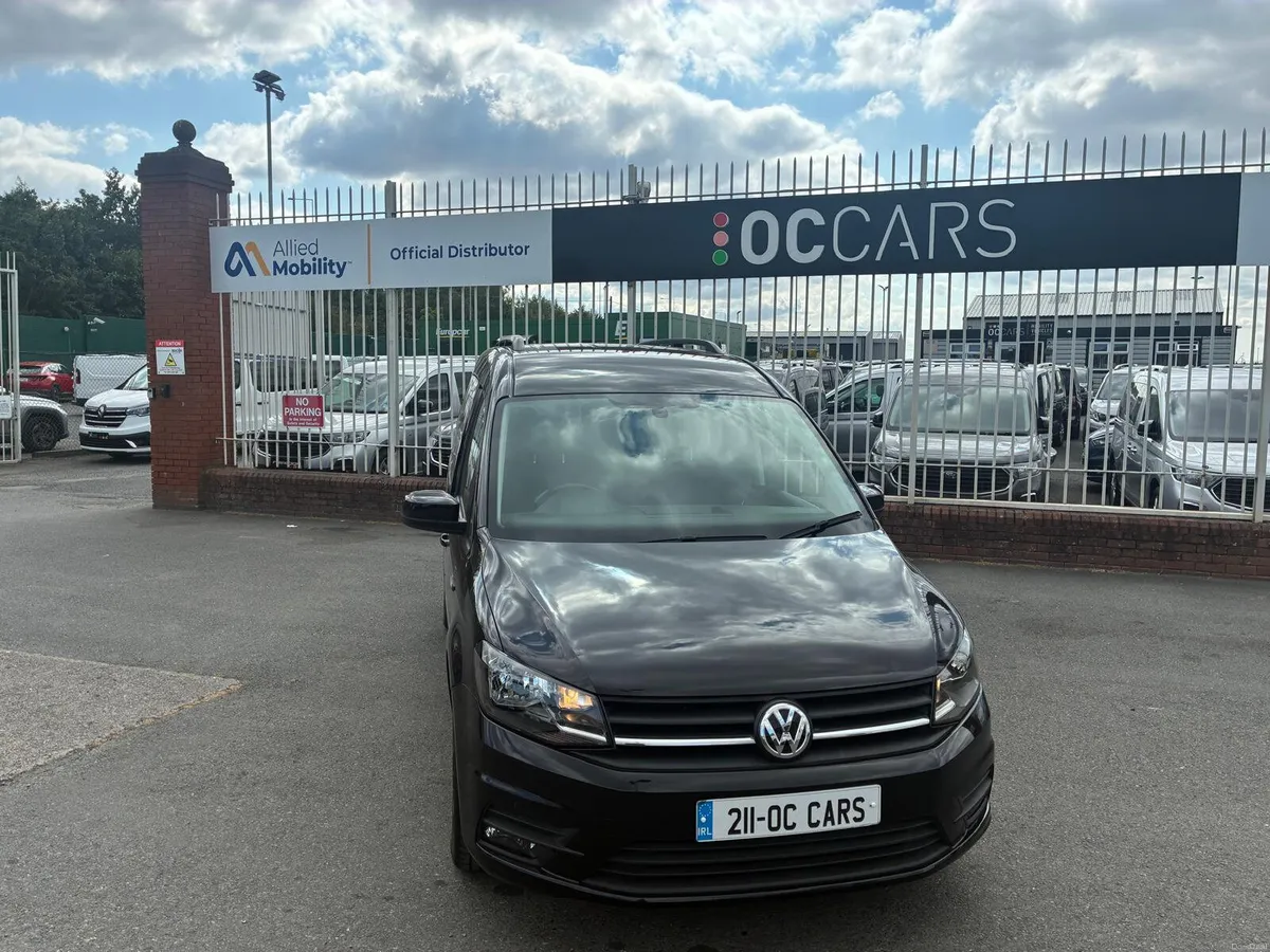 VW Caddy Wheelchair Accessible Taxi 5 Seats+WC - Image 1