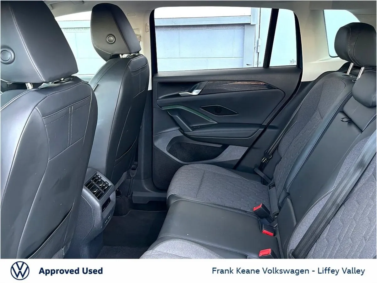 Volkswagen Tiguan LAUNCH EDITION AUTO 2.0 TDI 150H - Image 6