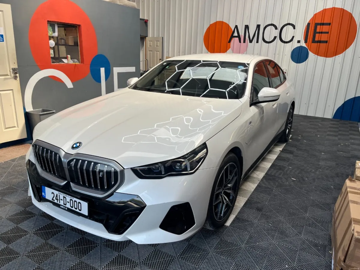 BMW i5 2024 BMW I5 EDRIVE40 M-SPORT AUTOMATIC / CR - Image 5