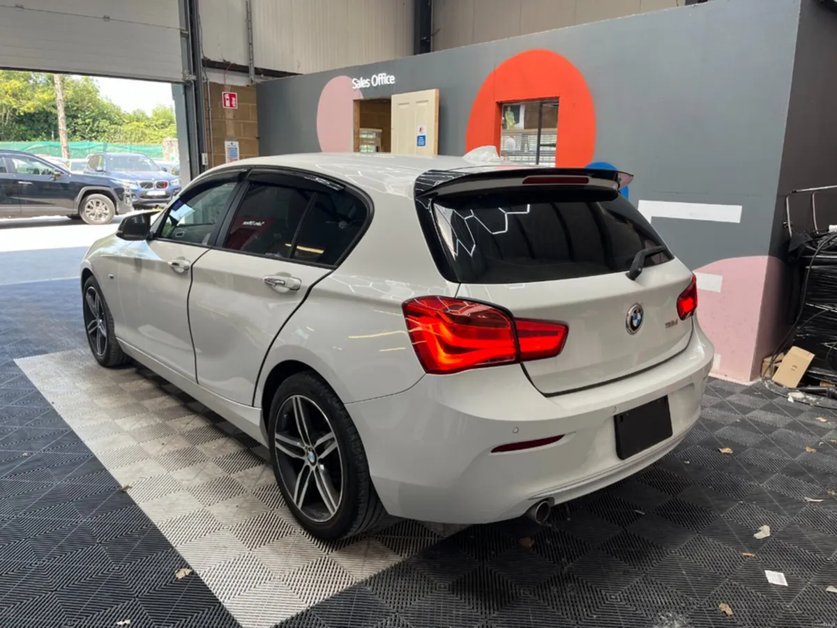 BMW 1-Series 2017 BMW 118D STYLE 2.0 AUTOMATIC / C - Image 4