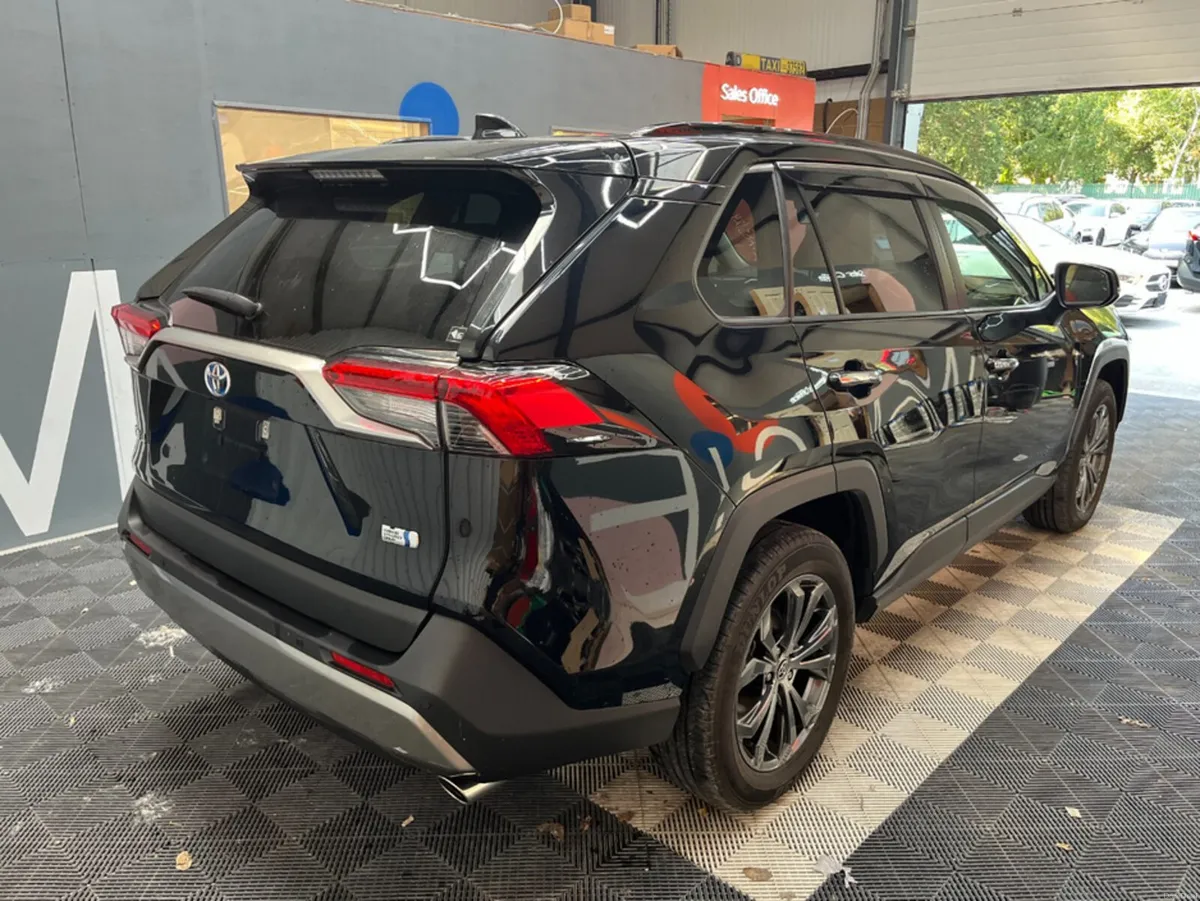 Toyota RAV4 2024 TOYOTA RAV4 HYBRID G 2.5 AUTOMATI - Image 2