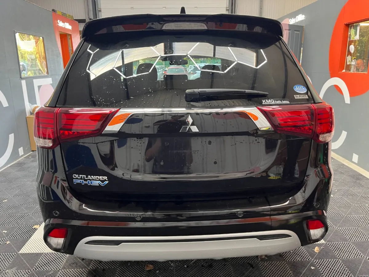 Mitsubishi Outlander 2019 MITSUIBISHI OUTLANDER PH - Image 3