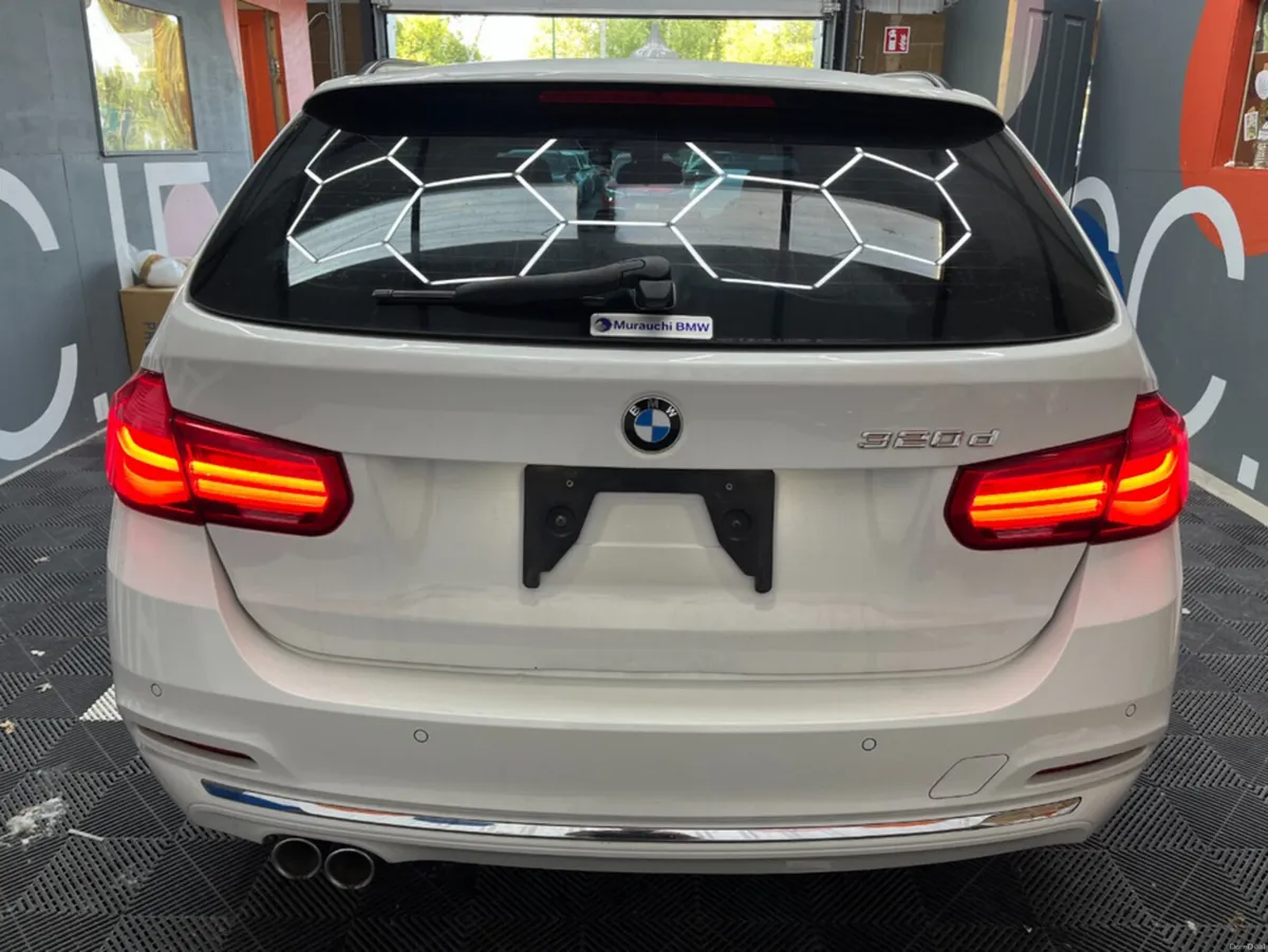 BMW 3-Series 2017 BMW 320D TOURING 2.0 AUTOMATIC / - Image 3