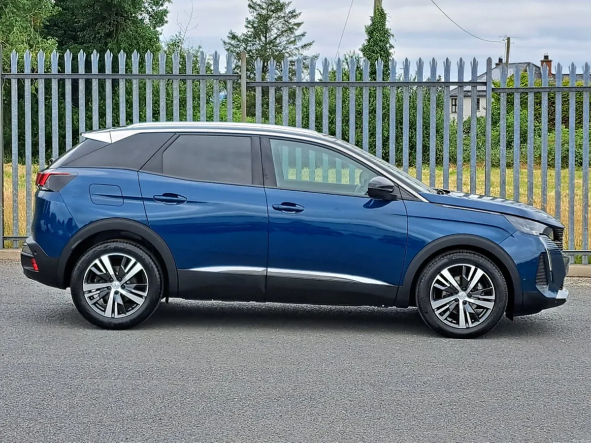 Peugeot 3008 ALLURE PREMIUM PLUS 1.5TD 130BHP 8 SP - Image 2