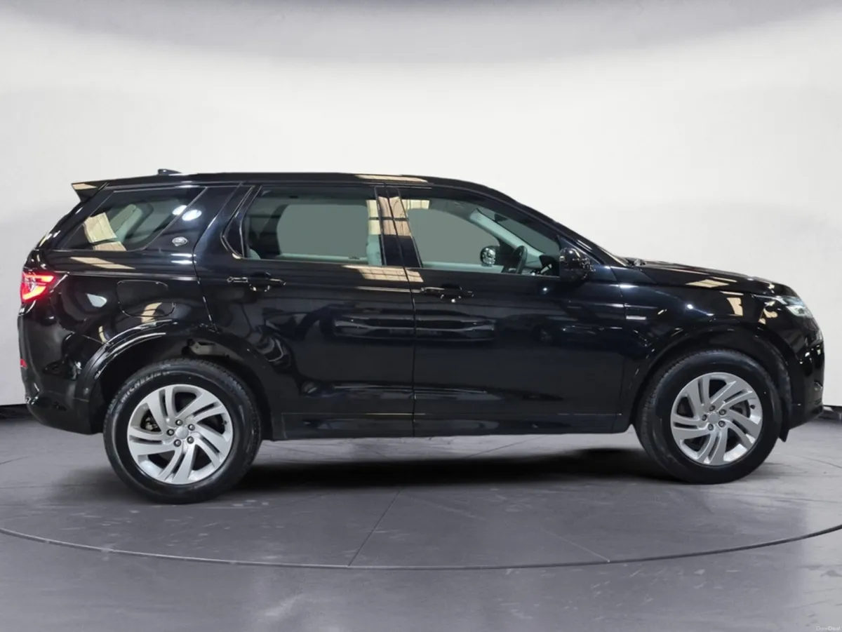 Land Rover Discovery Sport 1.5 PHEV S 5DR - Image 4