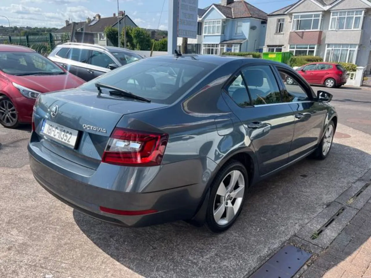 Skoda Octavia Style 1.0tsi 115HP 4DR - Image 3