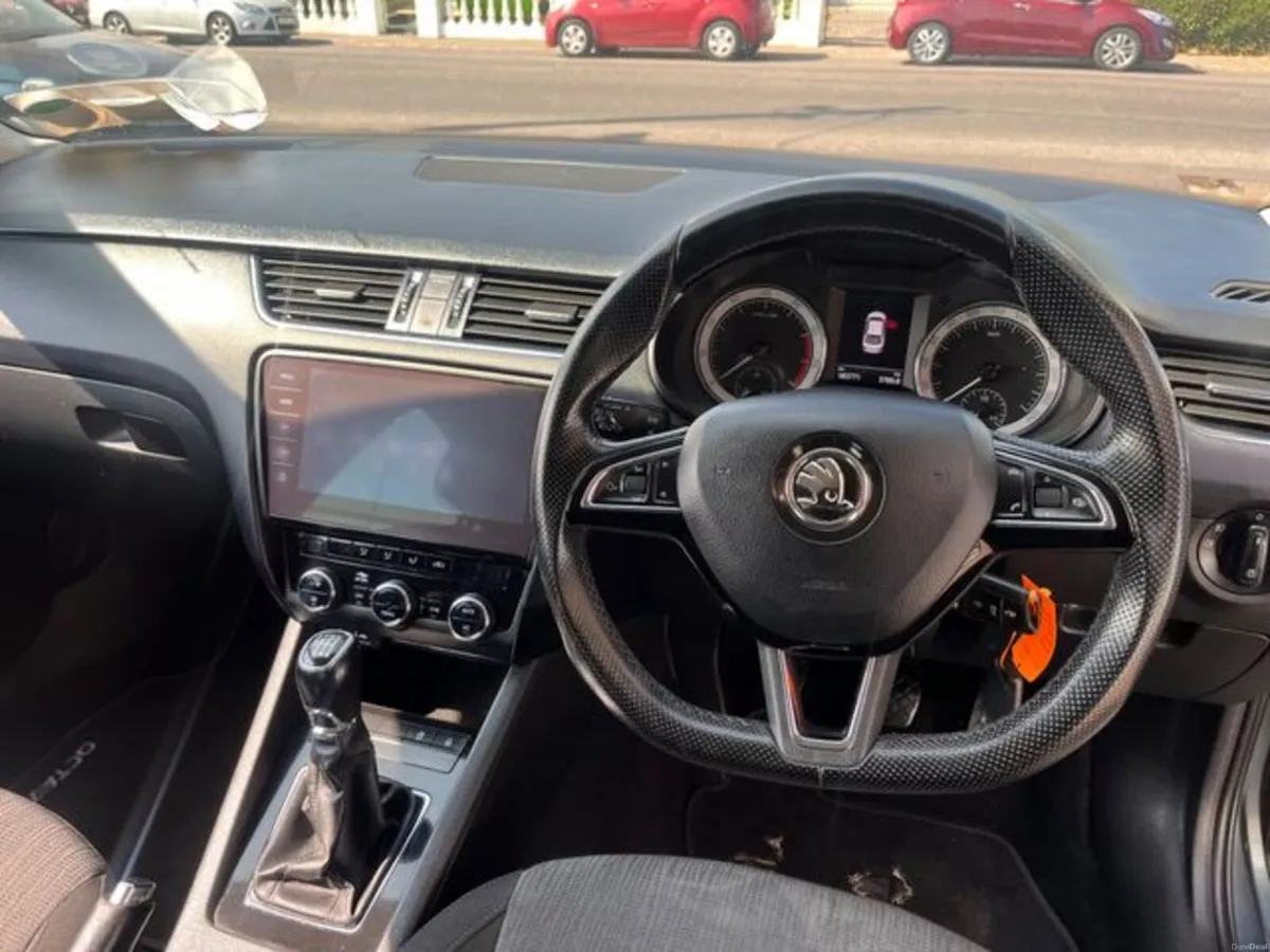 Skoda Octavia Style 1.0tsi 115HP 4DR - Image 6