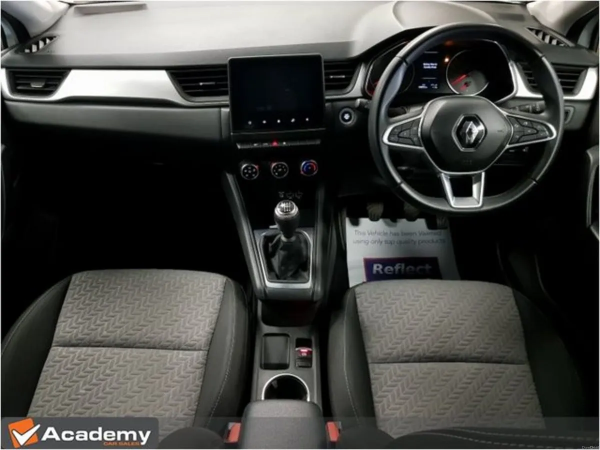 Renault Captur Limited TCE 5DR**JUST LANDED** - Image 2
