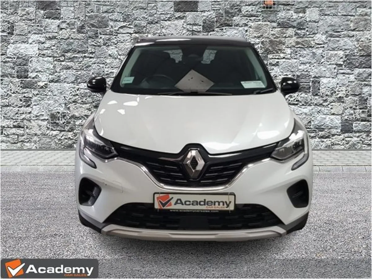 Renault Captur Limited TCE 5DR**JUST LANDED** - Image 5