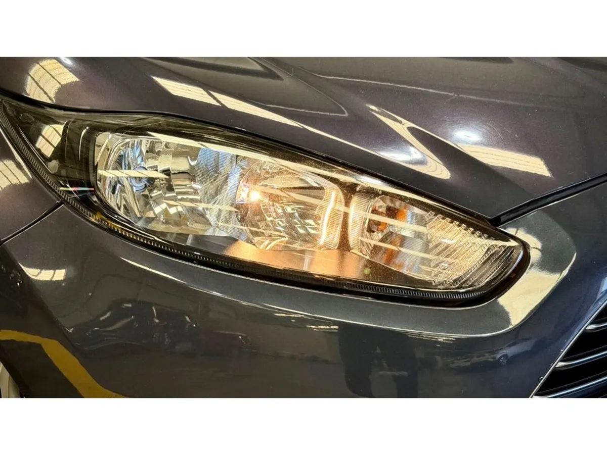 Ford Fiesta MCA ZETEC 1.25 60PS M5 4DR 5DR - Image 4