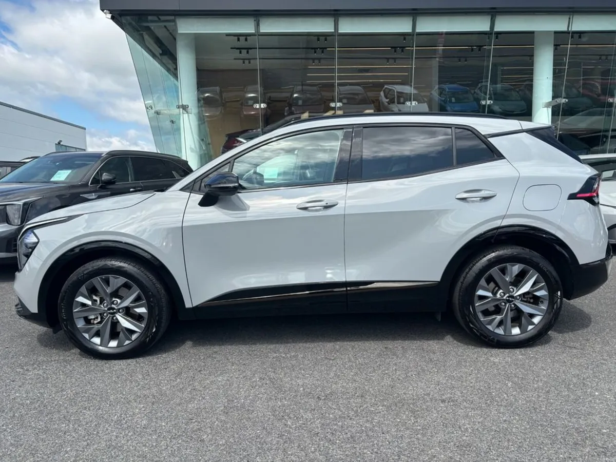 Kia Sportage 1.6 Hybrid - Image 3