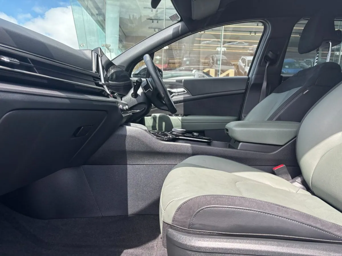 Kia Sportage 1.6 Hybrid - Image 4