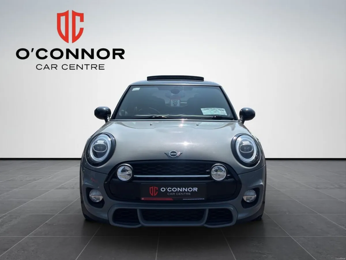 Mini Cooper Small car. massive personality. - Image 2