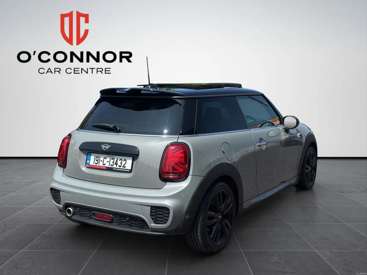 Mini Cooper Small car. massive personality. - Image 6