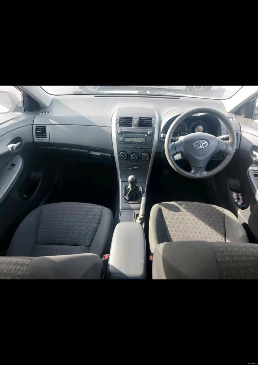 Toyota Corolla - Image 4