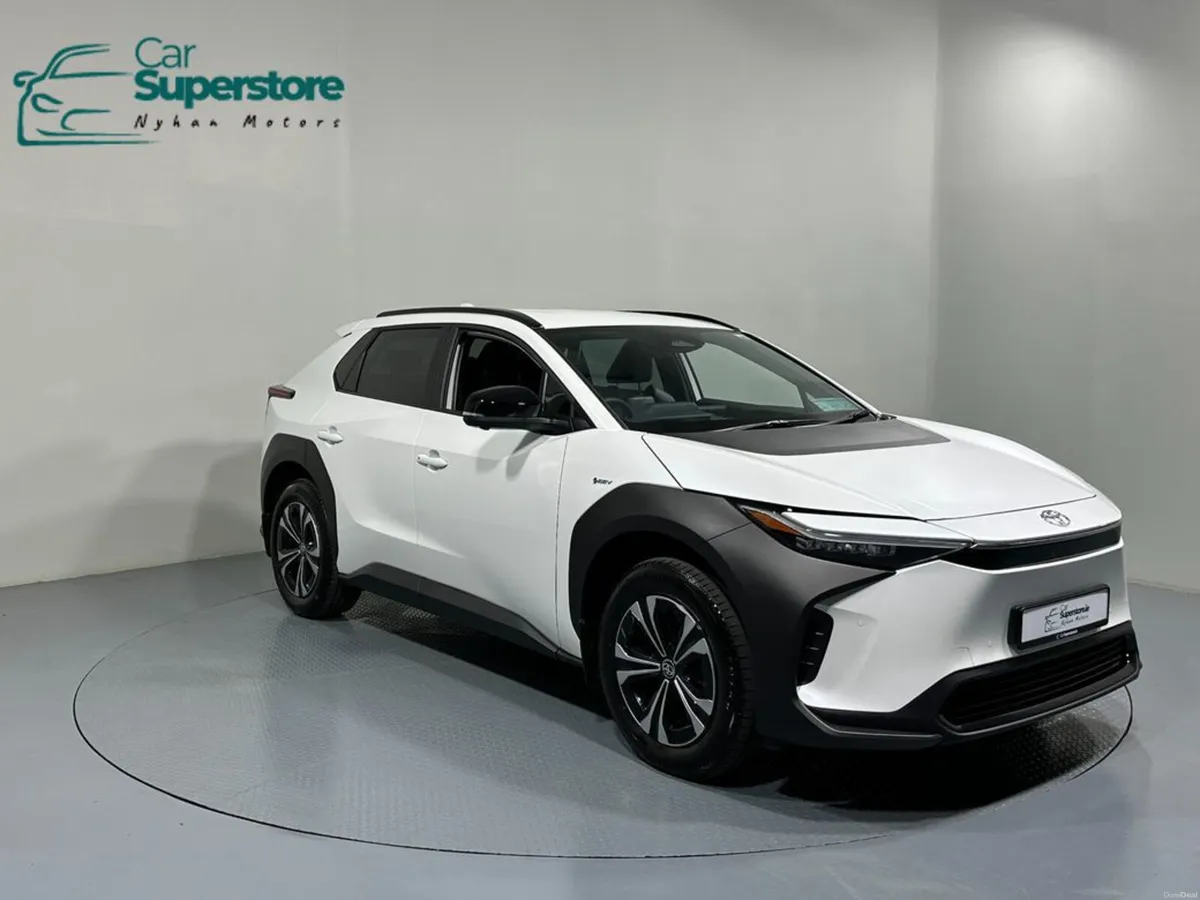 Toyota bZ4X Motion AWD 71.4 Kw/H Battery 252 - Image 1