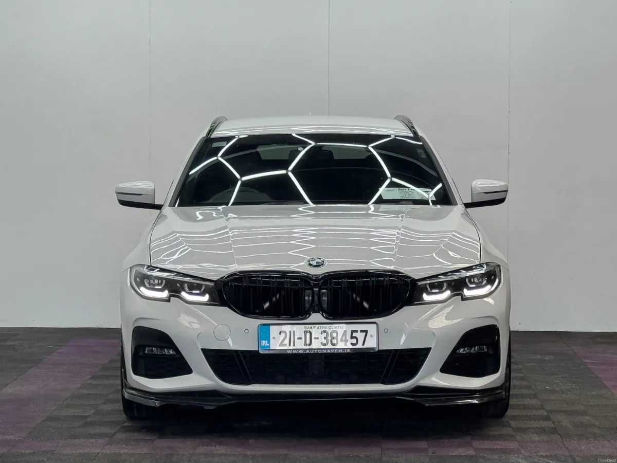 2021 BMW 3-Series 330E M Sport Estate - Image 2