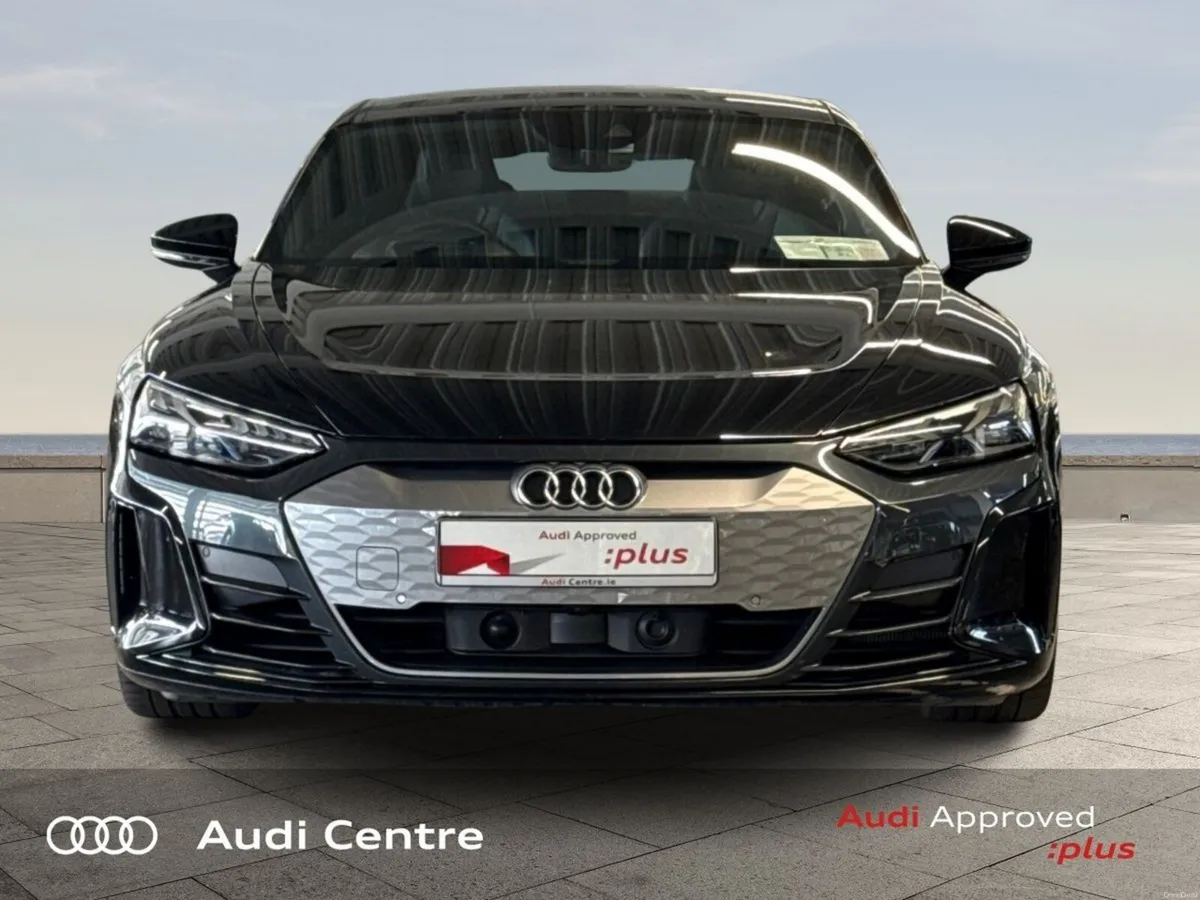 Audi e-tron GT quattro Vorsprung Edition High Spec - Image 2
