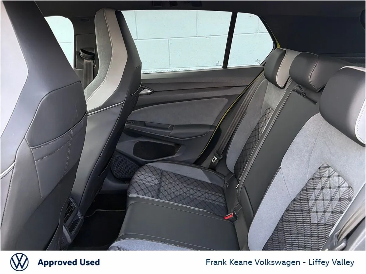 Volkswagen Golf R-LINE AUTO 1.5 eTSI 130HP *BERGAM - Image 6