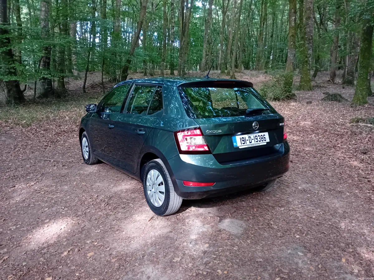 191 SKODA FABIA  1.0i ACTIVE 67 KLMS 5 DOOR - Image 6