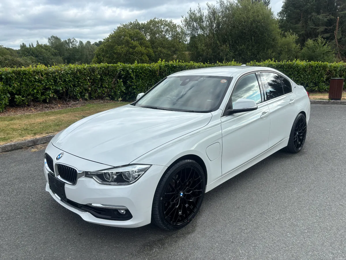 BMW 330E LUXURY AUTO 2016 - Image 1