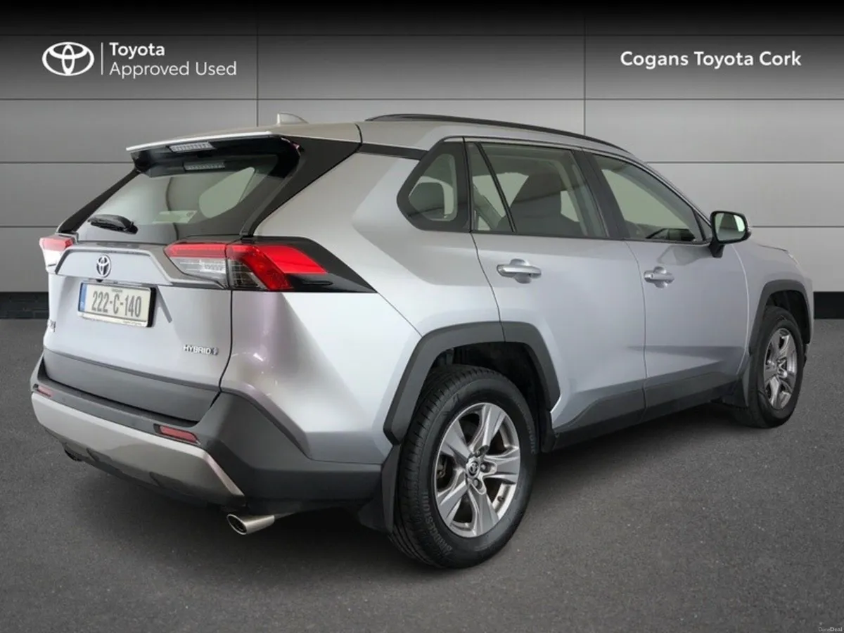 Toyota RAV4 RAV4 HYBRID LUNA 4DR AUTO - Image 2
