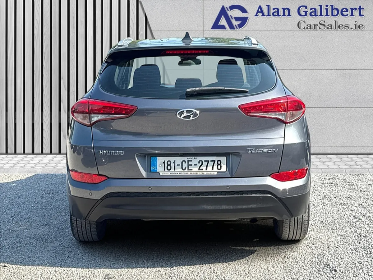 Hyundai Tucson 1.7 SE NAV - Image 6