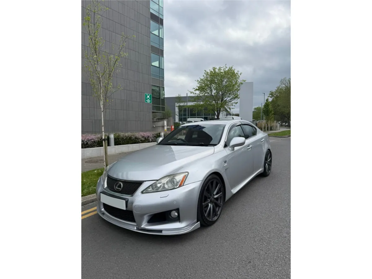 Lexus IS AUTO - Image 3