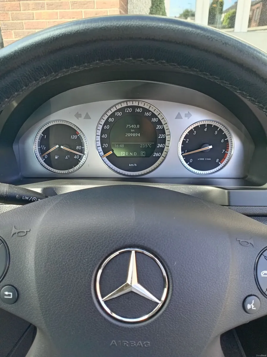 Mercedes-Benz C-Class 2008 - Image 5