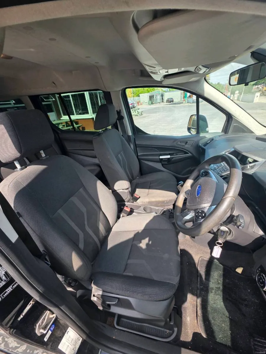 Ford tourneo connect 1.5 tdci 7 seater - Image 5