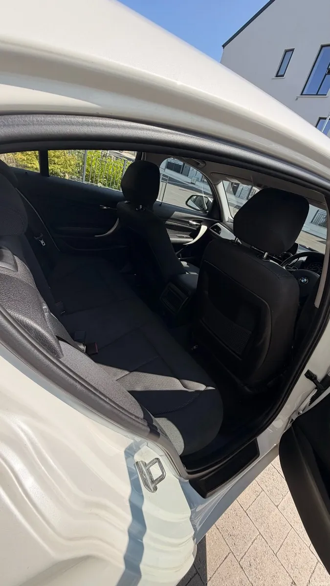 BMW 1-Series (2016) Excellent condition - Image 6