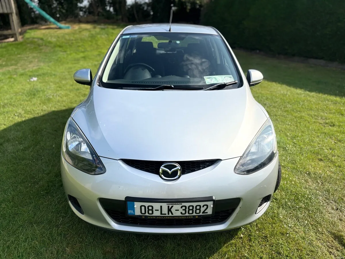 Mazda 2 2008 - Image 2