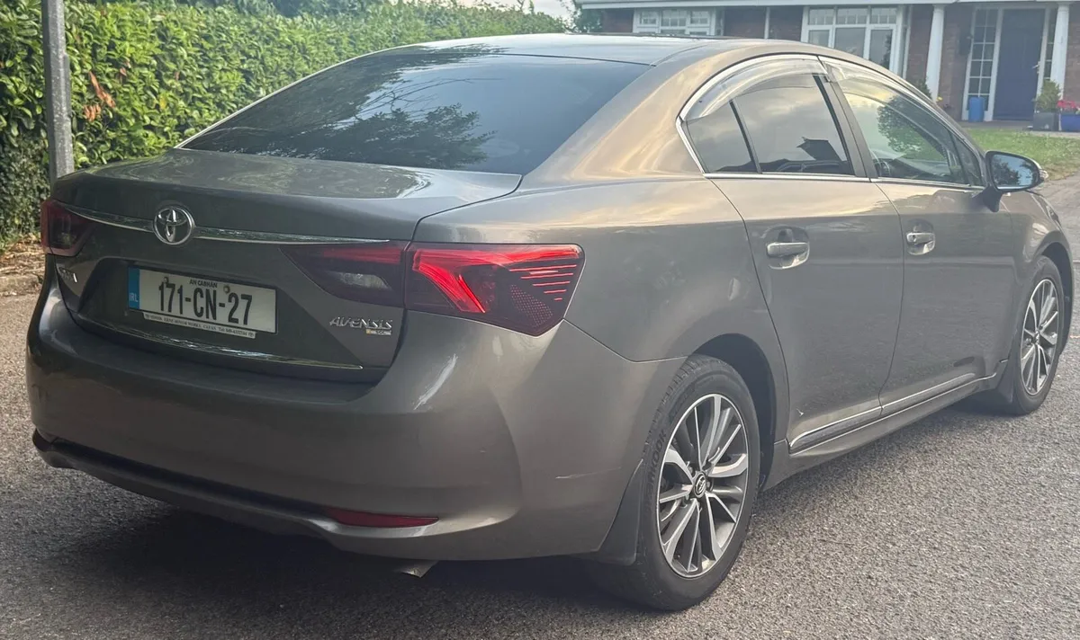 Toyota Avensis SOL - Image 2