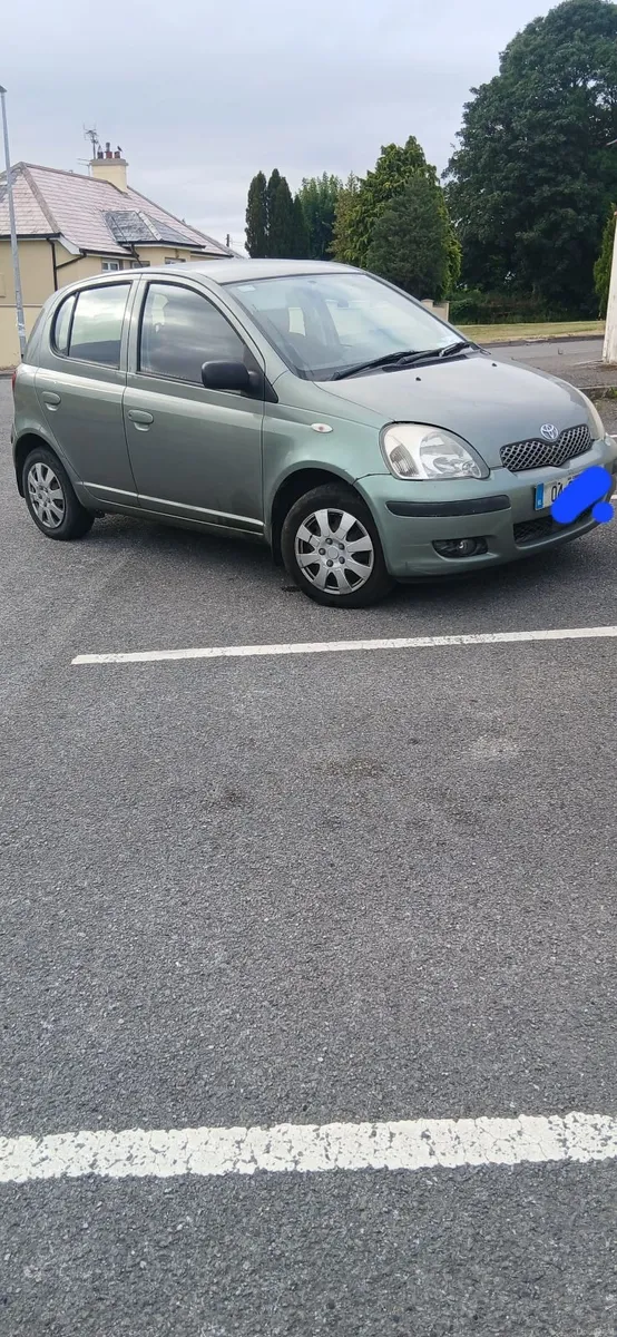 Toyota Yaris 2004 - Image 4