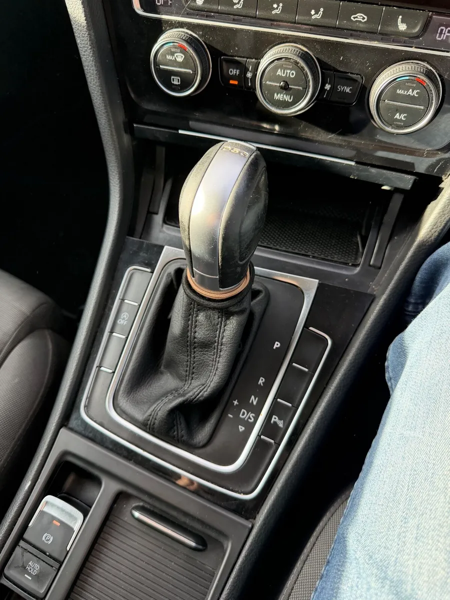 Volkswagen Golf 2017 - Image 5