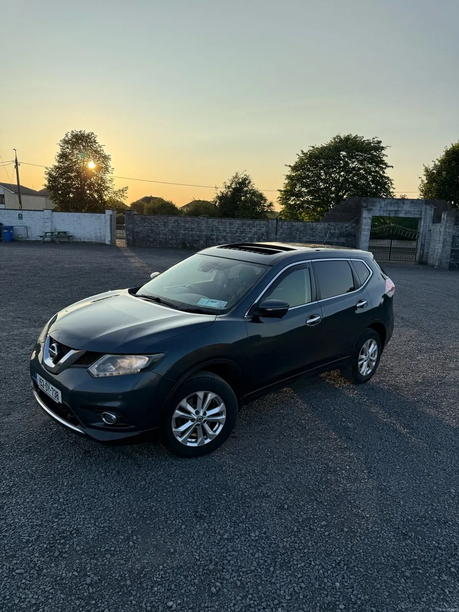 152 Nissan Xtrail 7 seater - Image 1