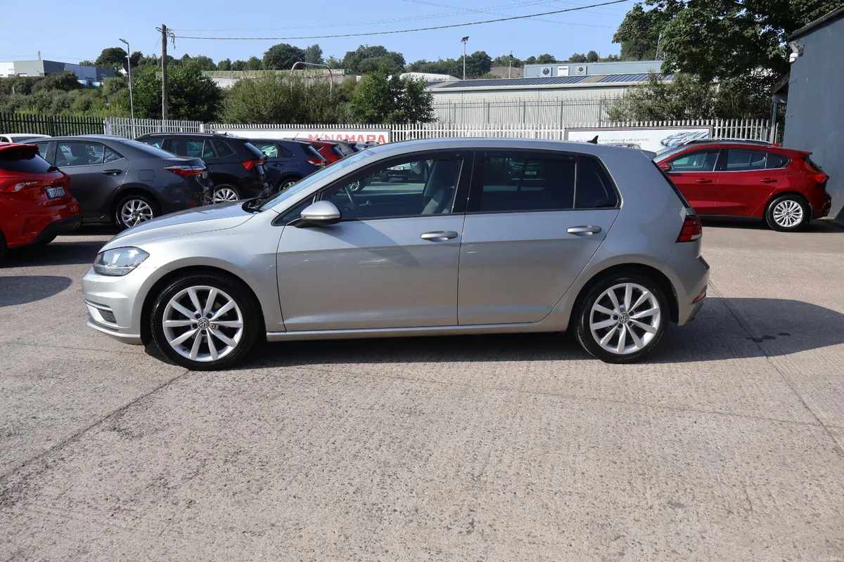 Volkswagen Golf Highline Huge Spec 1Owner From New - Image 6