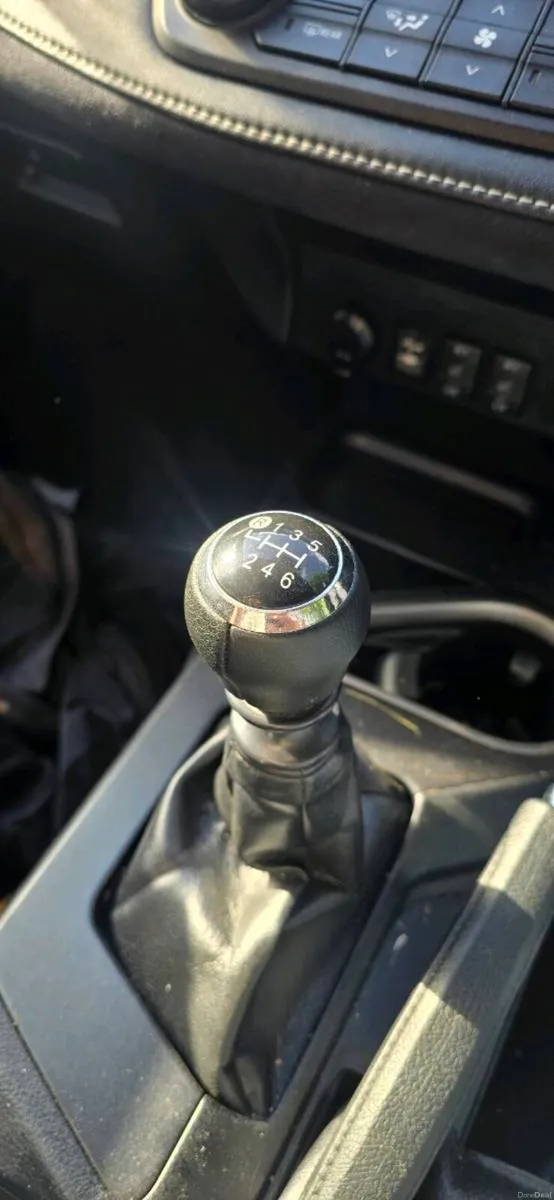 TOYOTA RAV4 - Image 3