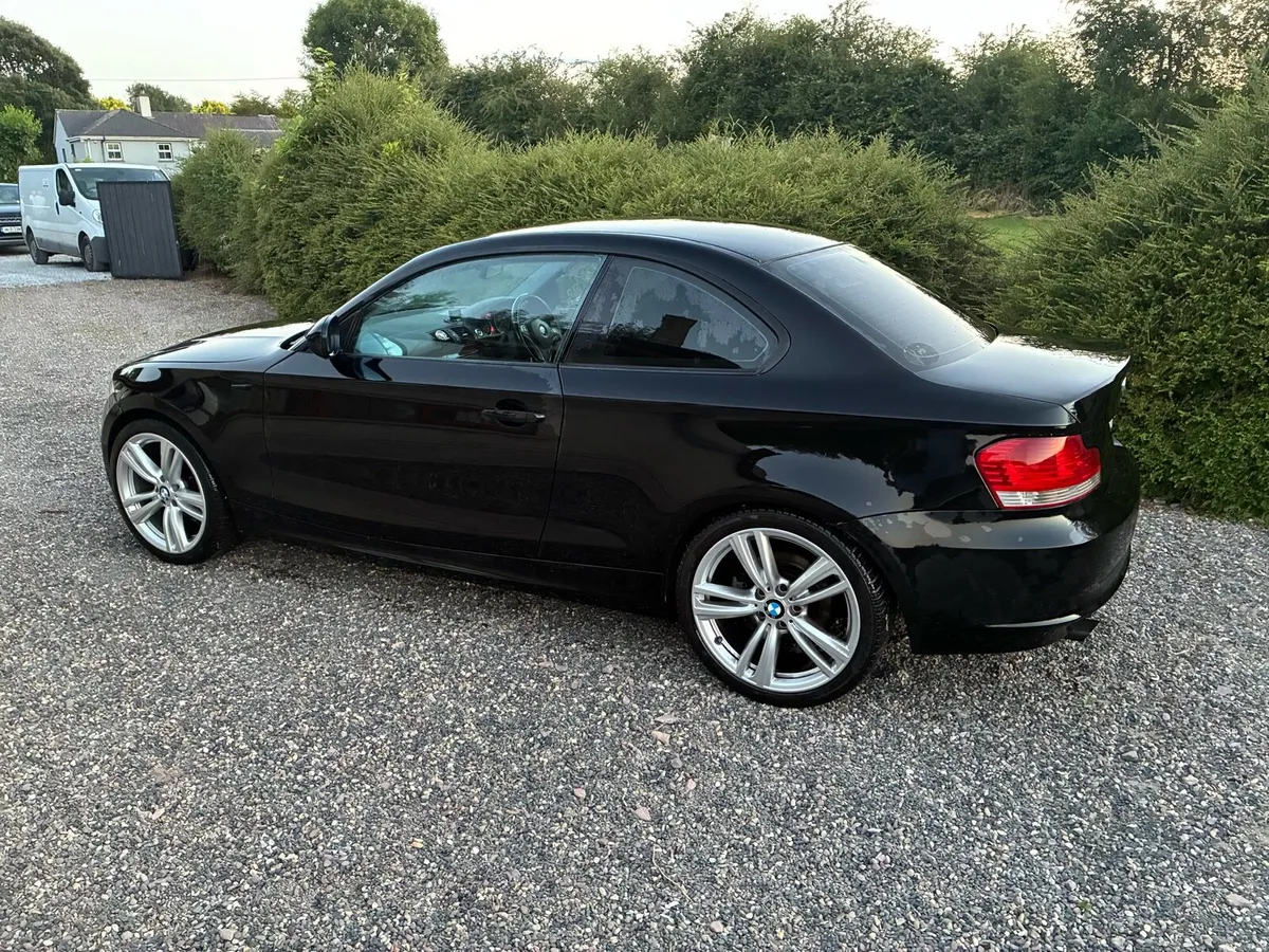 BMW 1 Series Coupe Sport - Image 4