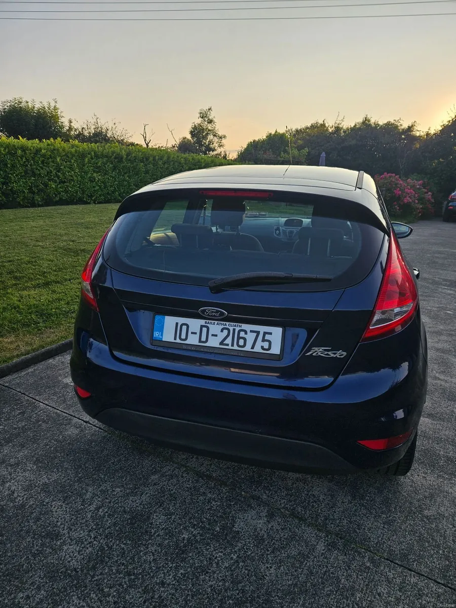 Ford Fiesta 2010 - Image 4
