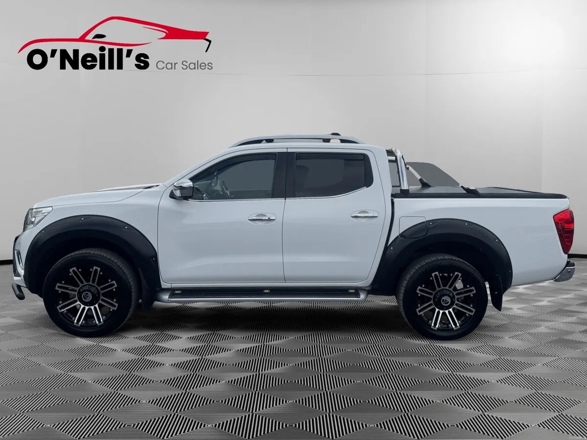 Nissan Navara 2.3 DSL LE CVT LEATHER #420 - Image 4